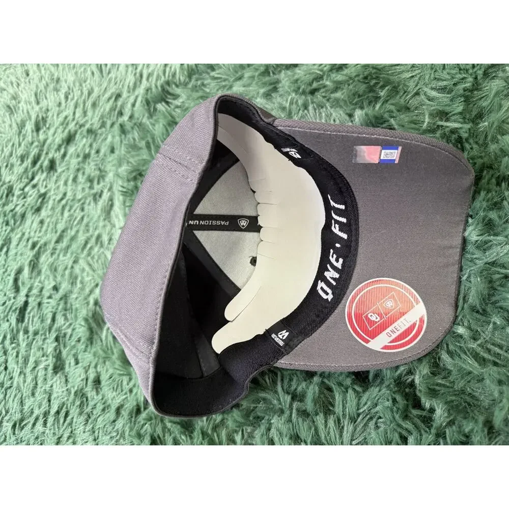 Top of the World Oklahoma Sooners OU One Fit Baseball Cap Hat Grey Red NCAA Mens